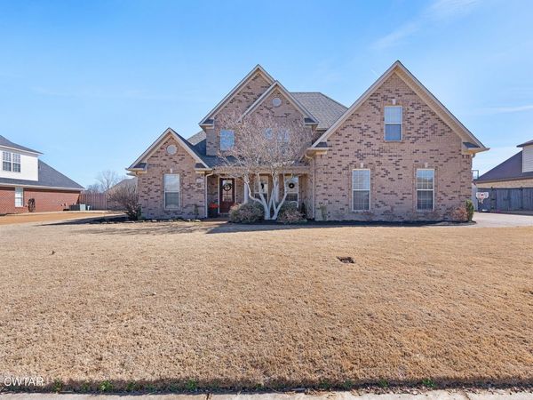 242 Arbor Oaks Drive , Medina, TN 38355