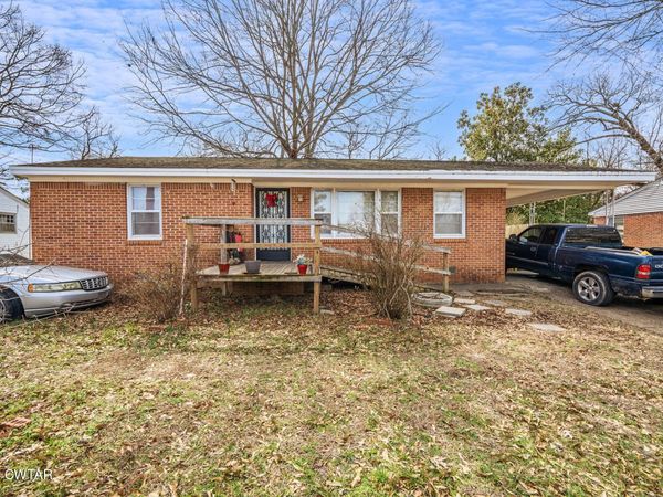 194 E Forest Avenue , Jackson, TN 38301