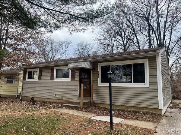 11909 Homestead Avenue , St Louis, MO 63138