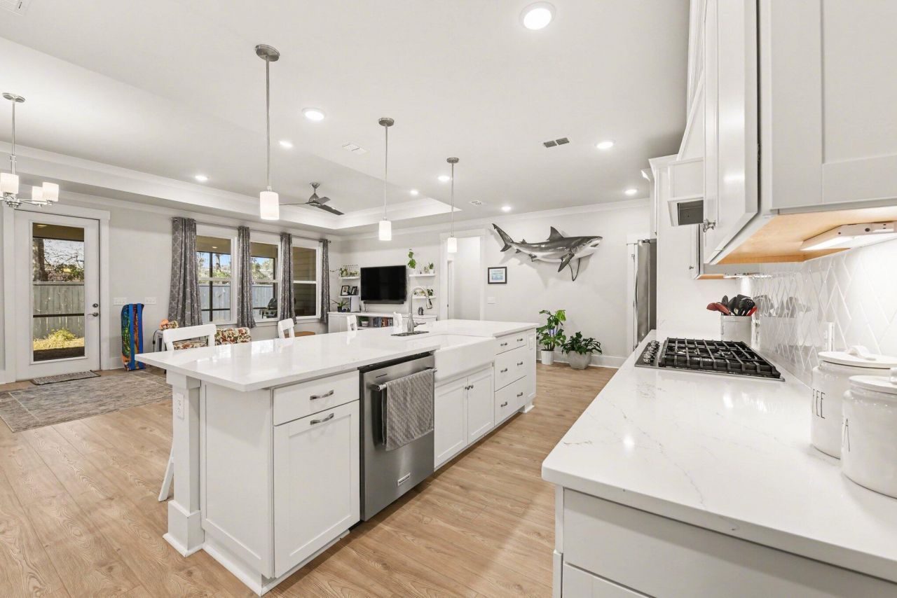 1957 Parish House Circle Photo 11