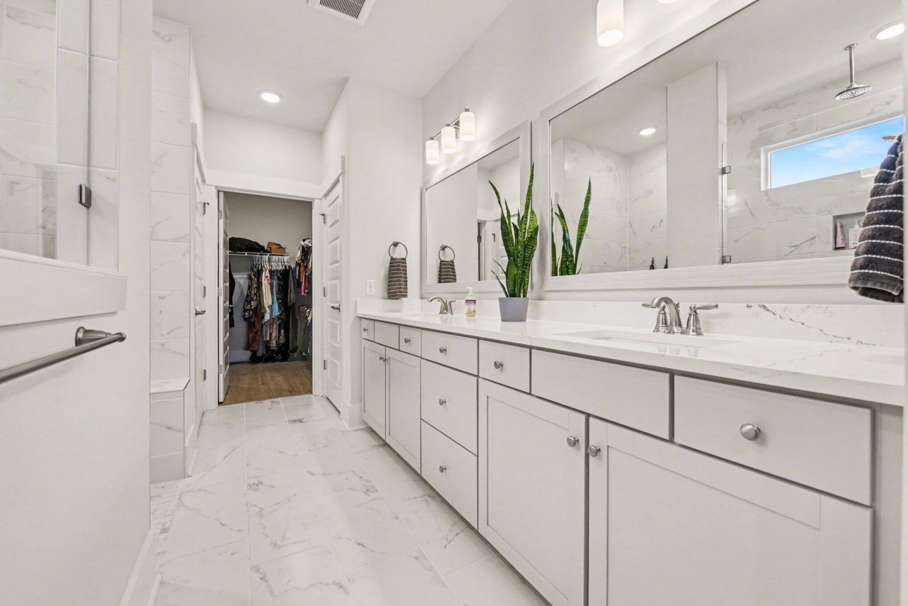 1957 Parish House Circle Photo 17