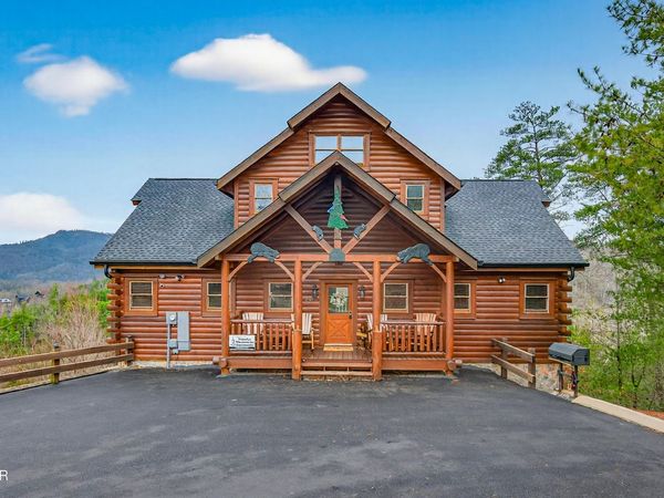 2018 Delta Dawn Drive, Sevierville, TN 37862