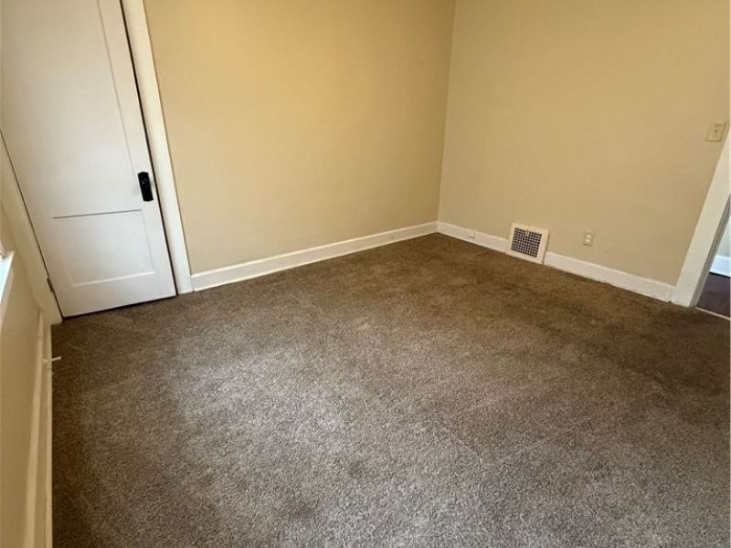 1870 Cordova Avenue, Youngstown, OH 44504 Photo 11