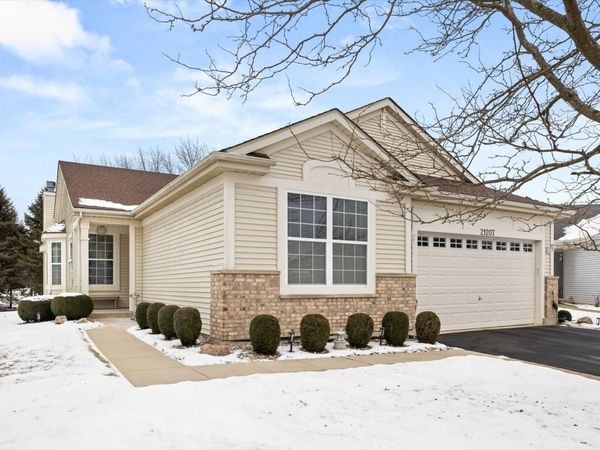 21207 Prince Lake Court, Crest Hill, IL 60403