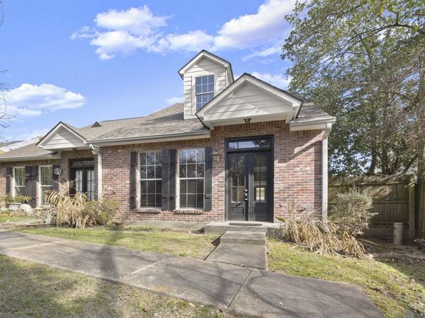 9334 Pine Cone Ct, Baton Rouge, LA 70809