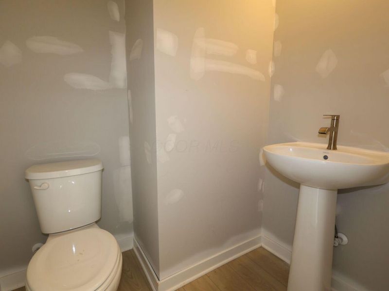 4570 Burgstaller Court , Grove City, OH 43123 Photo 8