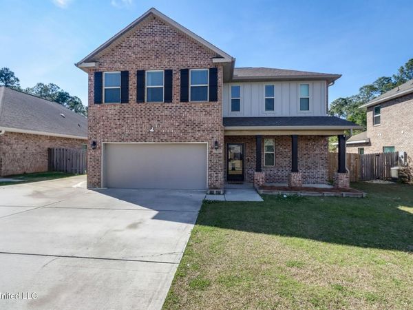 15587 Ollie Lane, Biloxi, MS 39532