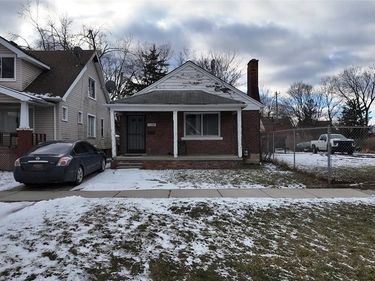 11387 Asbury Park, Detroit, MI 48227