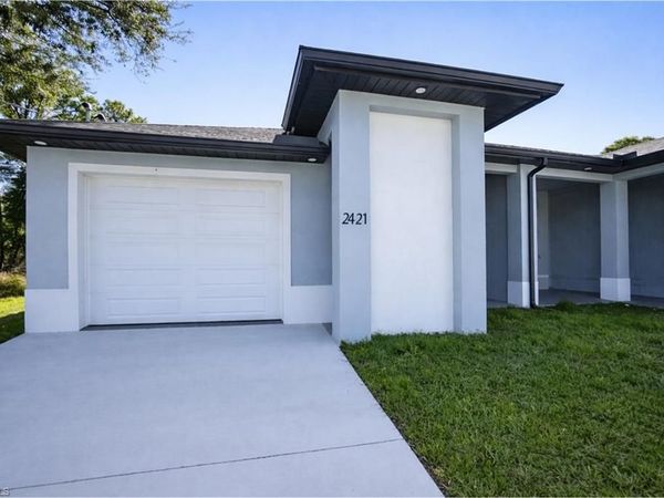 2421 Milton AVE S, LEHIGH ACRES, FL 33973