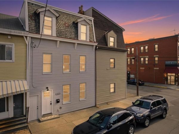 902 James St, Allegheny, PA 15212