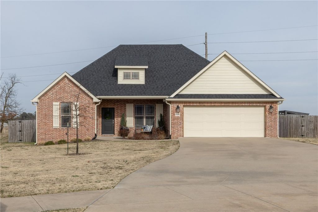 1238 Valle Lane, Tontitown, AR 72762 Main Photo