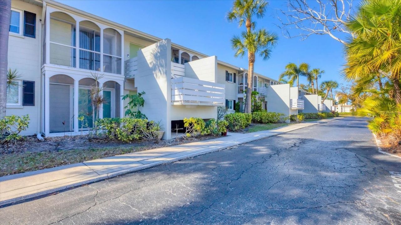 2304 Ringling Boulevard , Unit 113, Sarasota, FL 34237 Photo