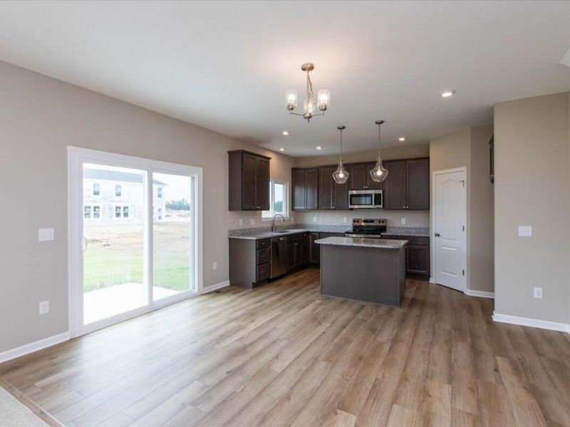 8239 Sycamore Hollow Drive, Pickerington, OH 43147 Photo 11