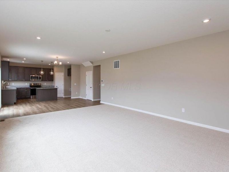 8239 Sycamore Hollow Drive, Pickerington, OH 43147 Photo 15