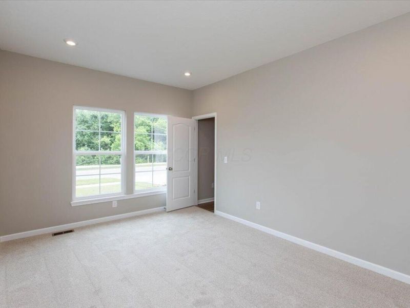 8239 Sycamore Hollow Drive, Pickerington, OH 43147 Photo 17