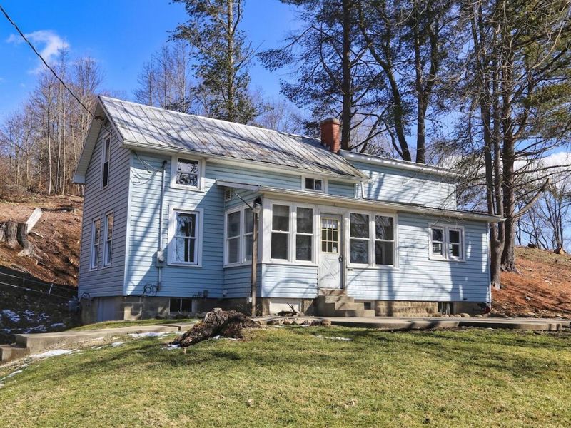 18240 Nunda Road , Howard, OH 43028 Photo 1