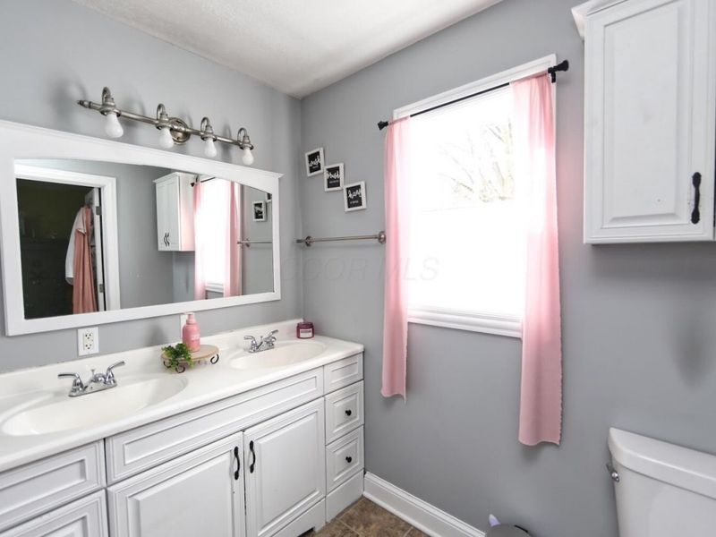 18240 Nunda Road , Howard, OH 43028 Photo 17