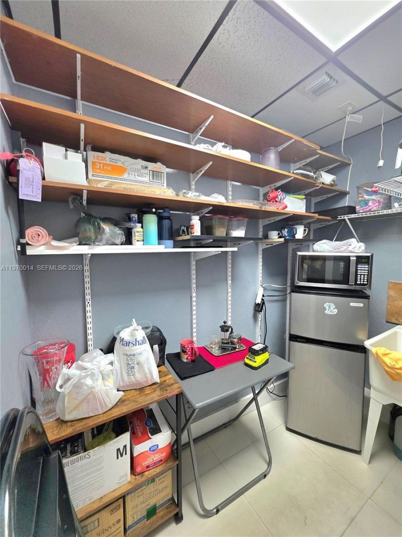 10873 SW 40th St, Miami, FL 33165 Photo