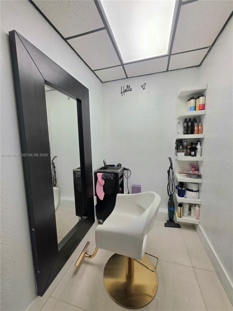 10873 SW 40th St, Miami, FL 33165 Photo