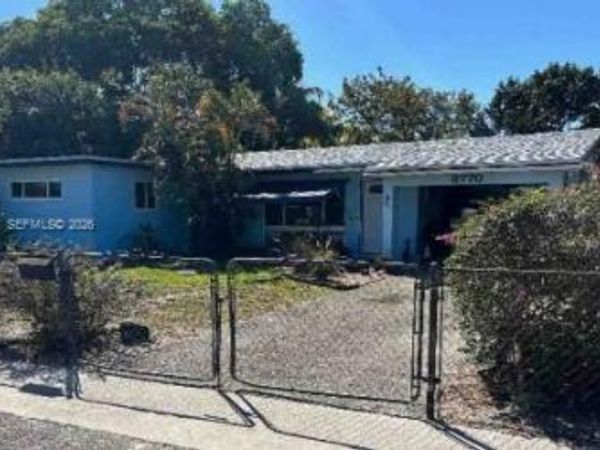 3770 SW 23rd St, Fort Lauderdale, FL 33312