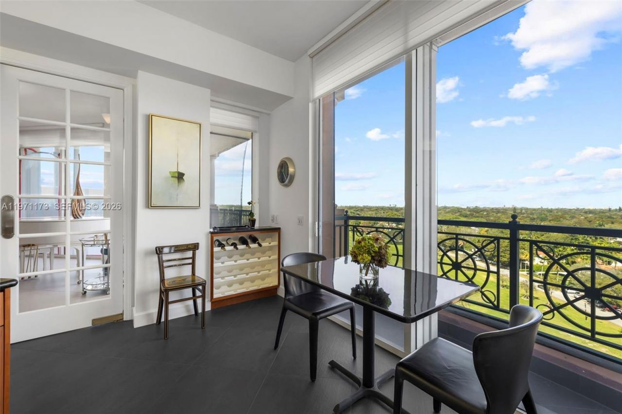 626 Coral Way, Unit 1104, Coral Gables, FL 33134 Photo