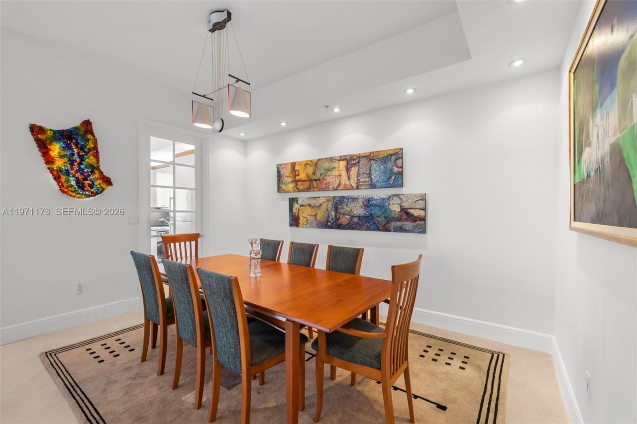 626 Coral Way, Unit 1104, Coral Gables, FL 33134 Photo