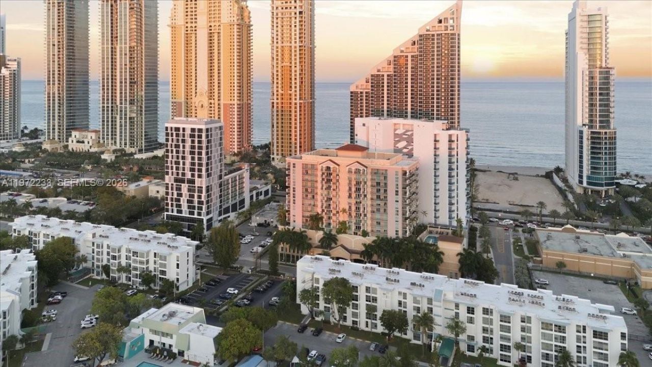 200 177th Dr , Unit 409, Sunny Isles Beach, FL 33160 Photo