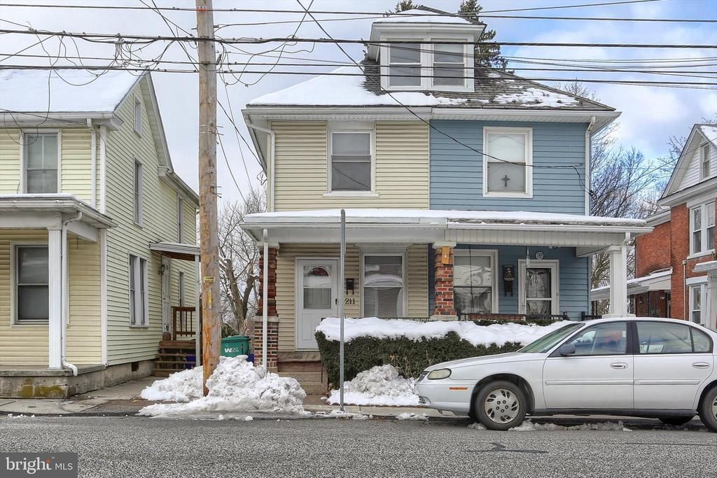 211 S Enola Drive, Enola, PA 17025 Main Photo