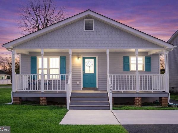 200 5TH STREET, COLONIAL BEACH, VA 22443