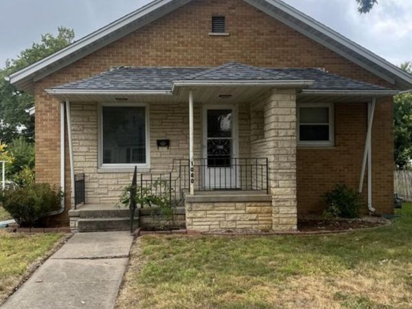 1080 7th Street , Marion, IA 52302