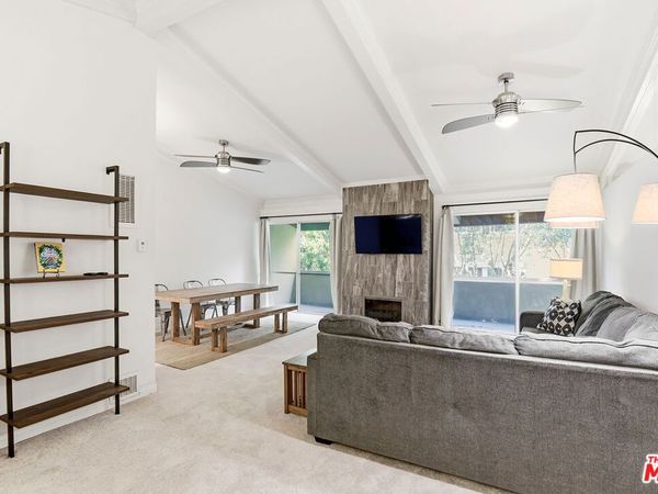 6425 Green Valley Circle, Unit 304, Culver City, CA 90230