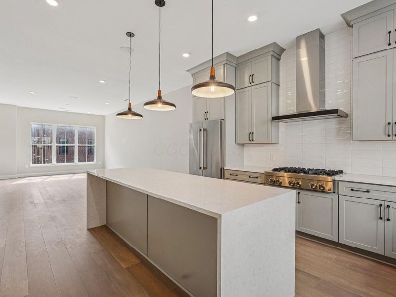 282 Dickenson Street, Columbus, OH 43215 Photo 19