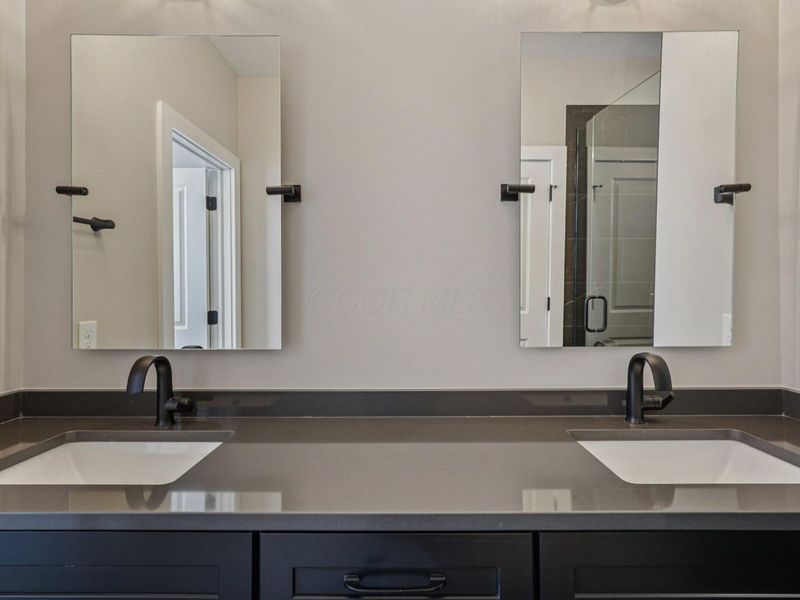 282 Dickenson Street, Columbus, OH 43215 Photo 32