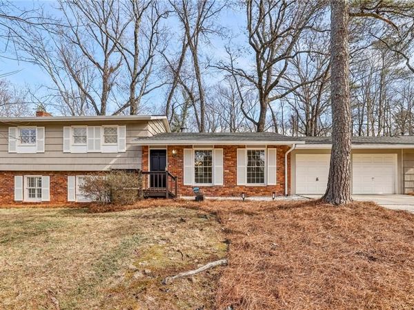 6555 Williamson Drive , Atlanta, GA 30328