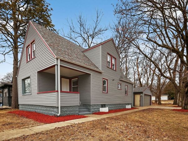 601 S Henrietta Avenue, Rockford, IL 61102