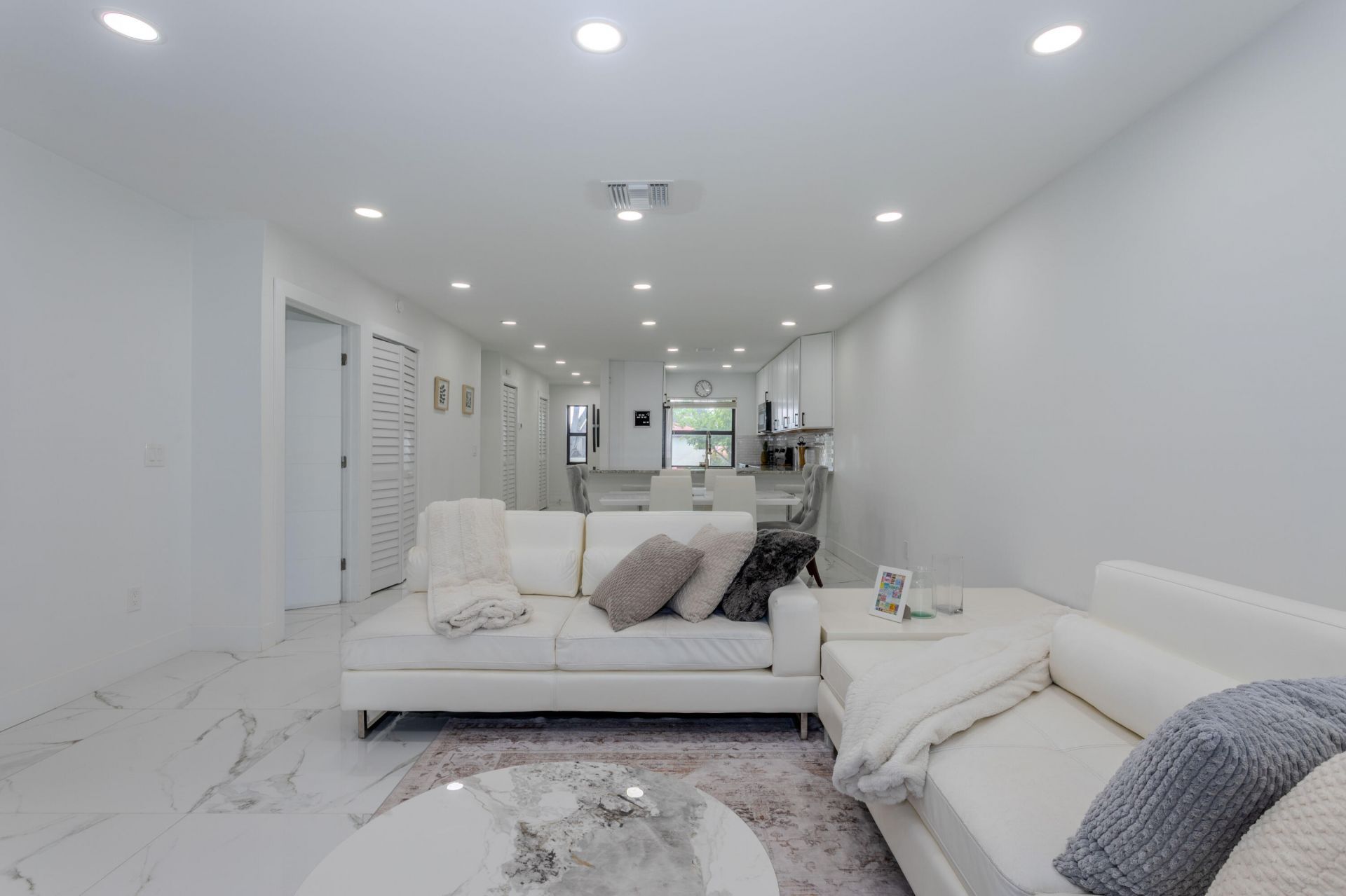 8545 Casa Del Lago, Unit F, Boca Raton, FL 33433 Photo