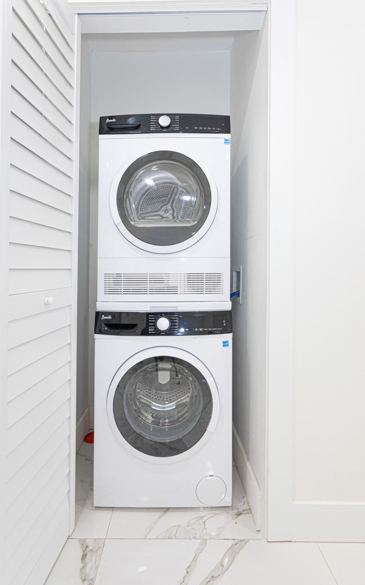 8545 Casa Del Lago, Unit F, Boca Raton, FL 33433 Photo