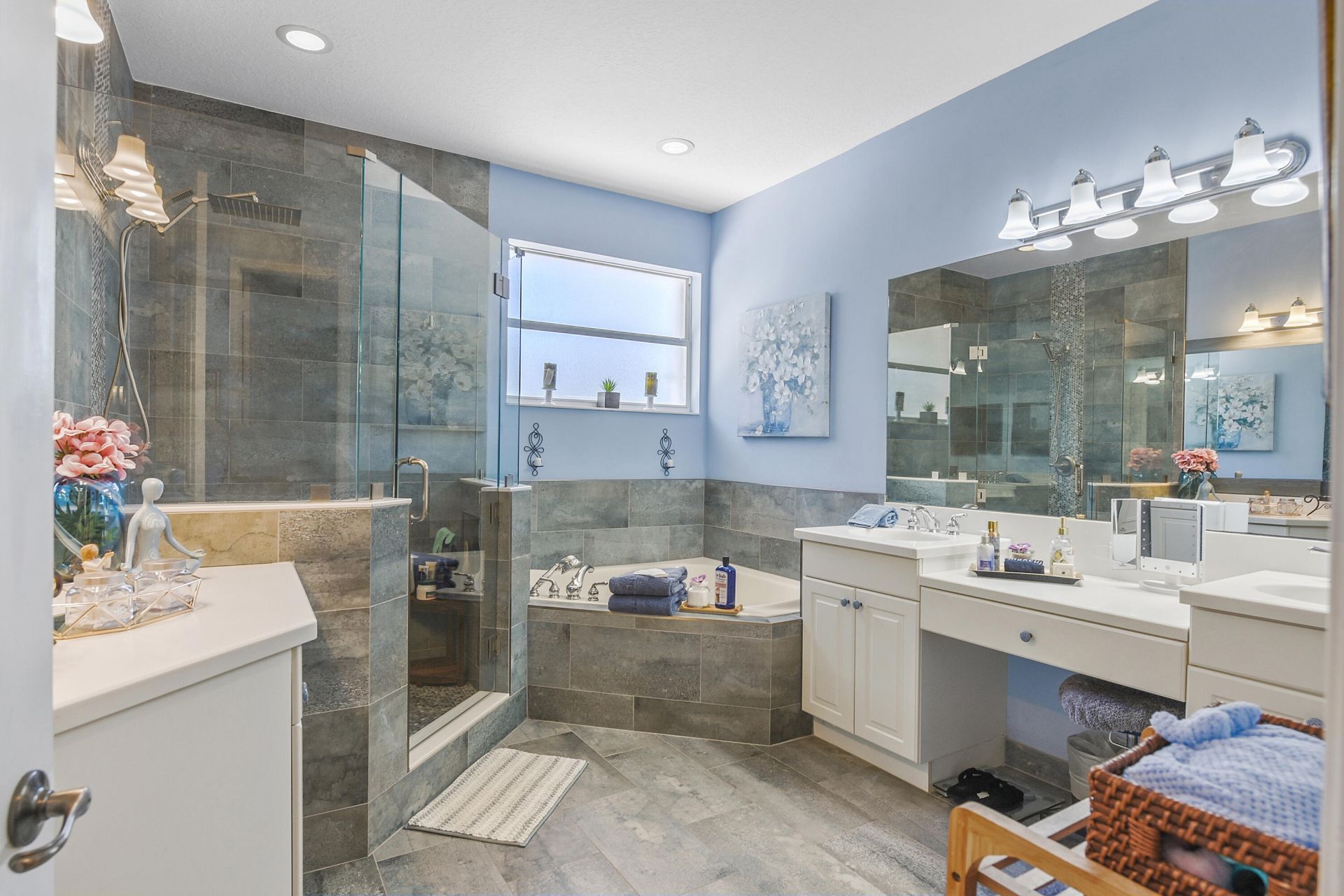 2206 SW Cape Cod Drive, Port Saint Lucie, FL 34953 Photo