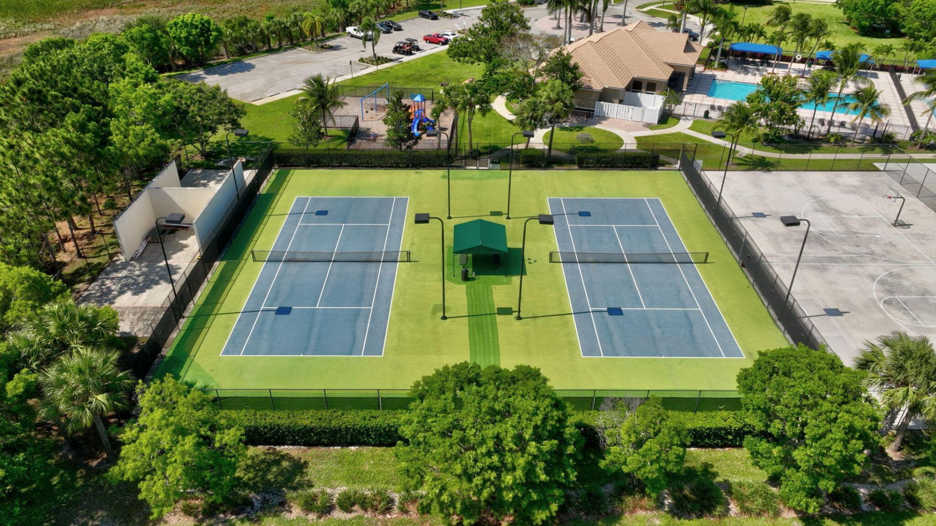 2206 SW Cape Cod Drive, Port Saint Lucie, FL 34953 Photo