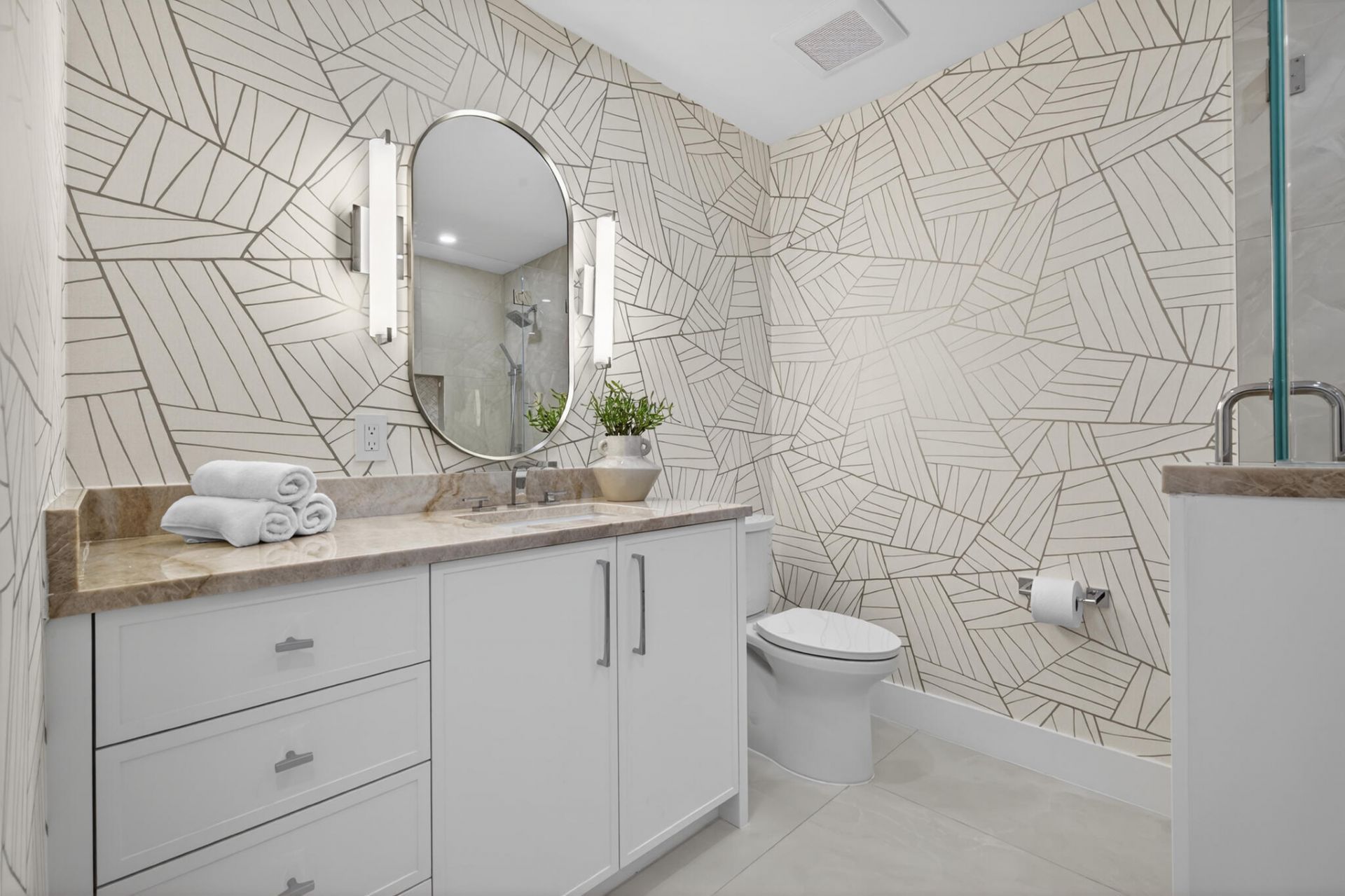 100 Royal Palm Way, Unit D2, Palm Beach, FL 33480 Photo