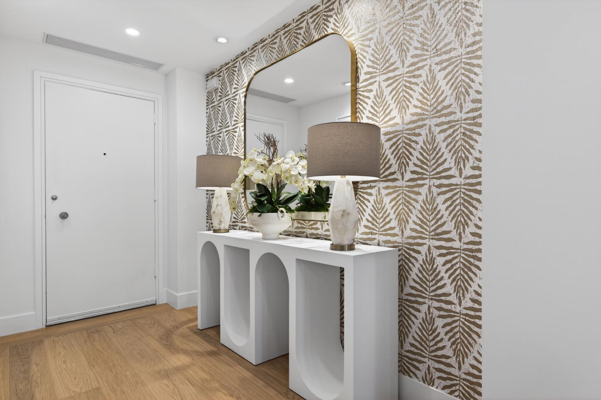 100 Royal Palm Way, Unit D2, Palm Beach, FL 33480 Photo