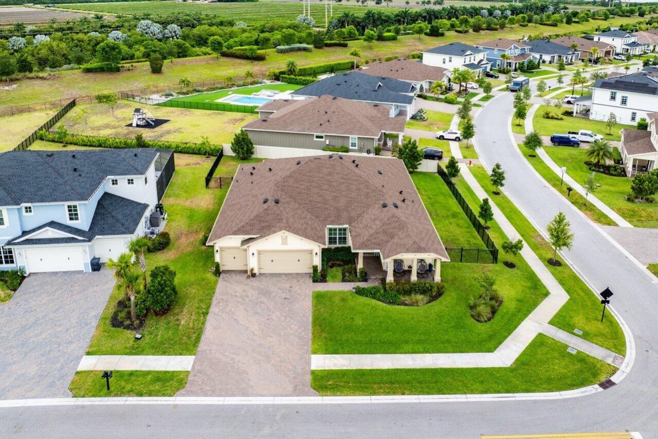 962 Castaway Court, Loxahatchee, FL 33470 Photo