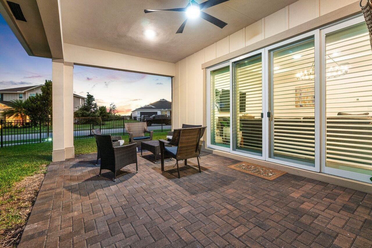 962 Castaway Court, Loxahatchee, FL 33470 Photo