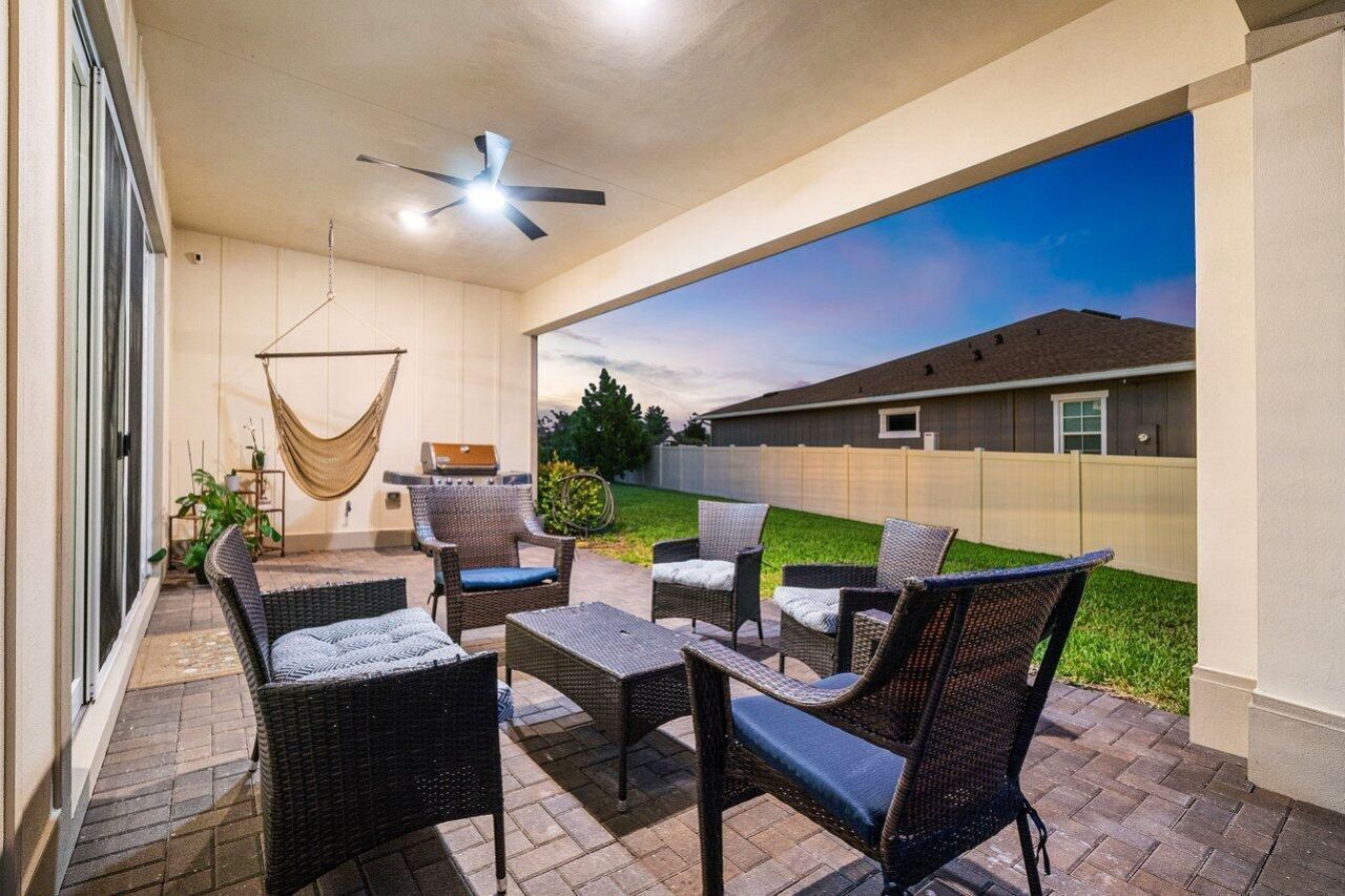 962 Castaway Court, Loxahatchee, FL 33470 Photo