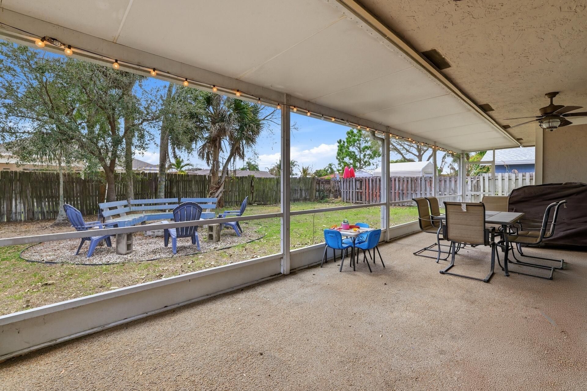 362 La Mancha Avenue, Royal Palm Beach, FL 33411 Photo