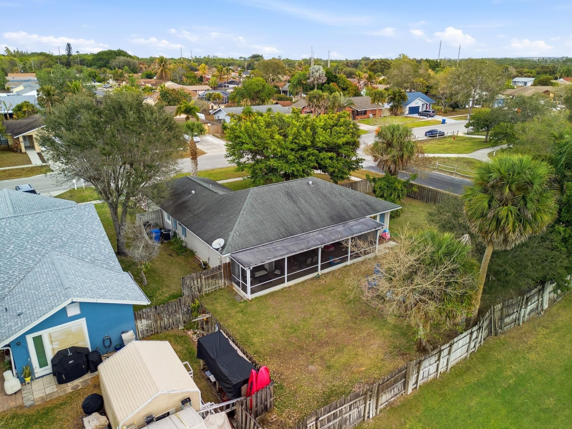 362 La Mancha Avenue, Royal Palm Beach, FL 33411 Photo