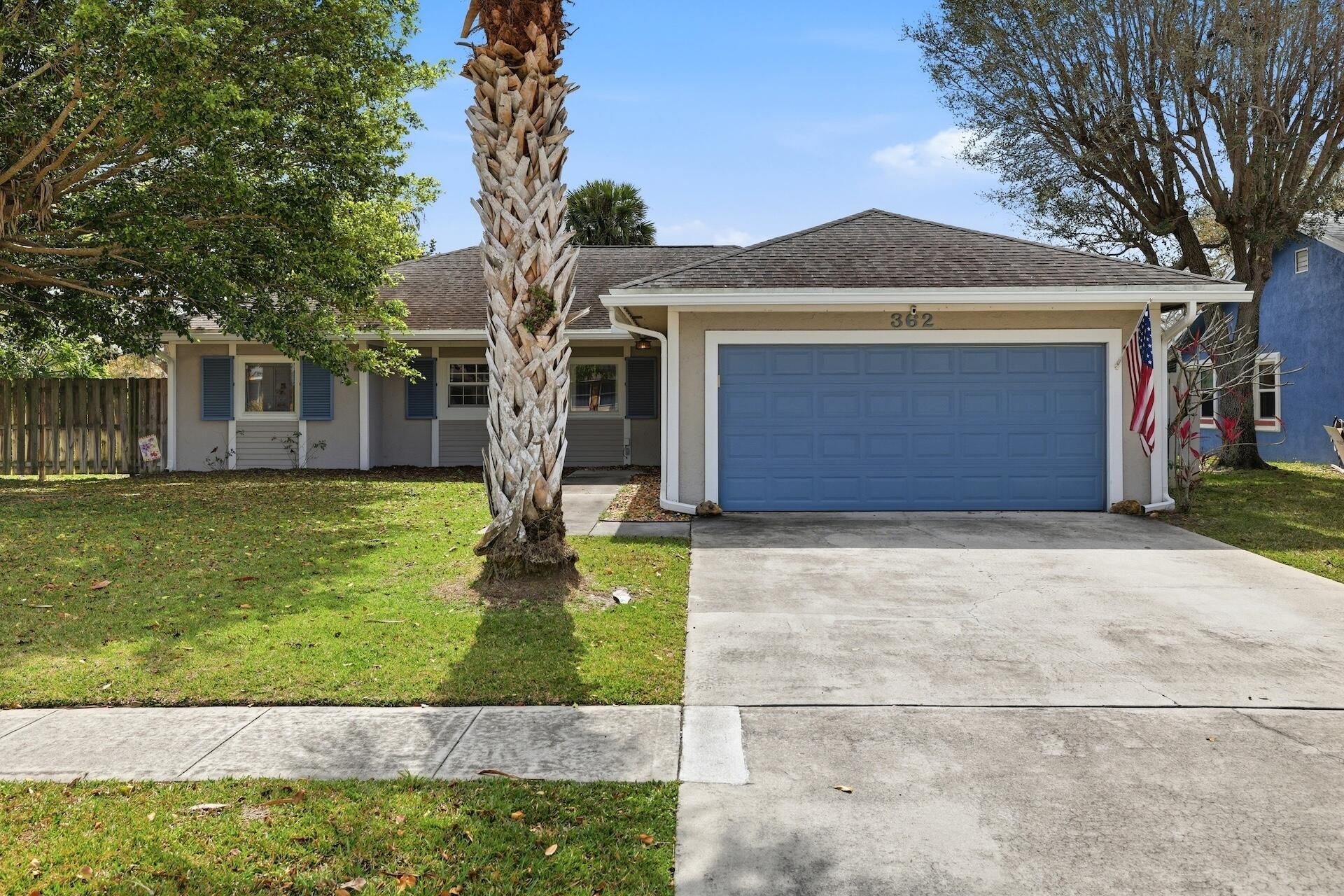 362 La Mancha Avenue, Royal Palm Beach, FL 33411 Photo