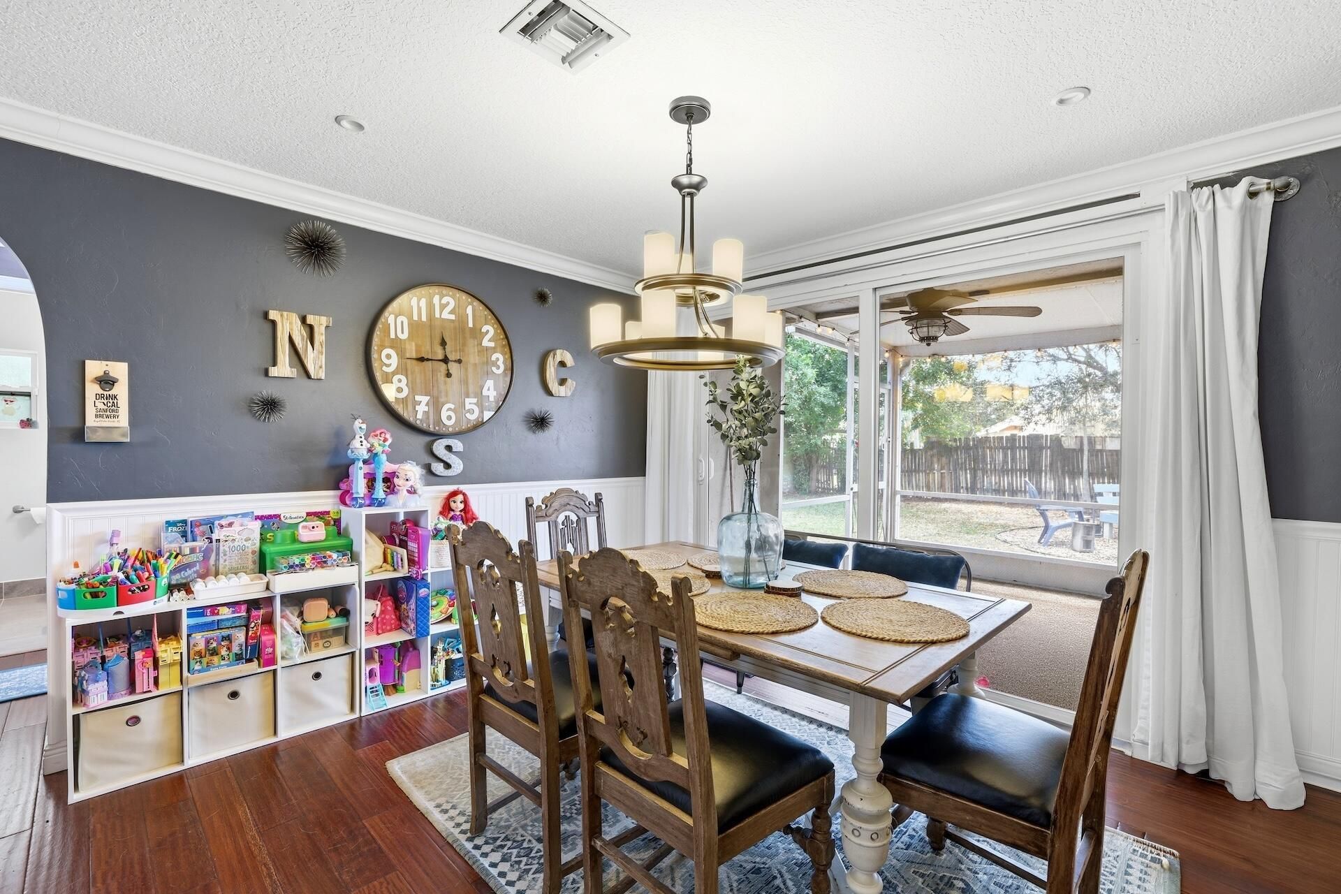 362 La Mancha Avenue, Royal Palm Beach, FL 33411 Photo