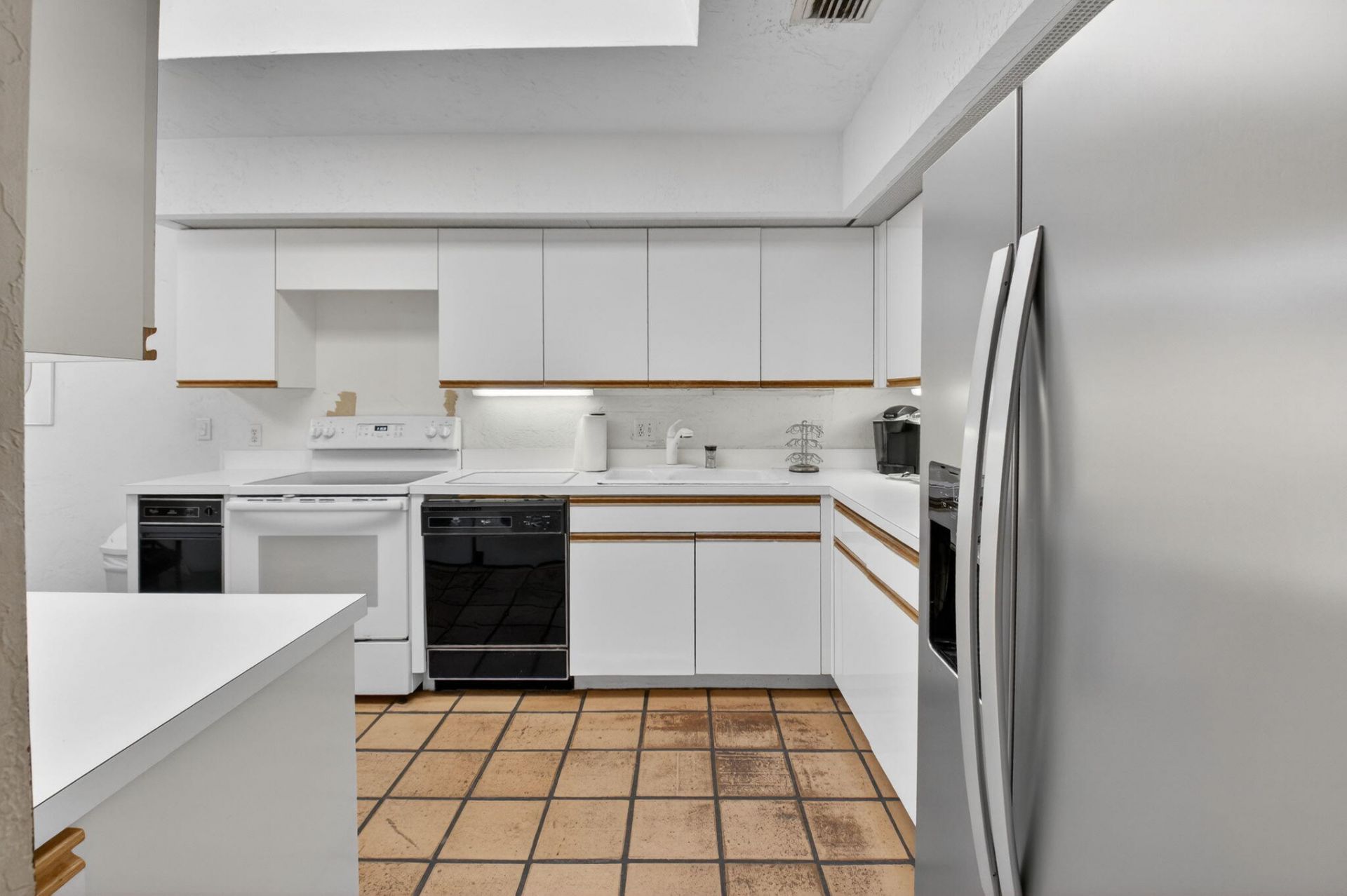 1 Eastgate Drive, Unit B, Boynton Beach, FL 33436 Photo