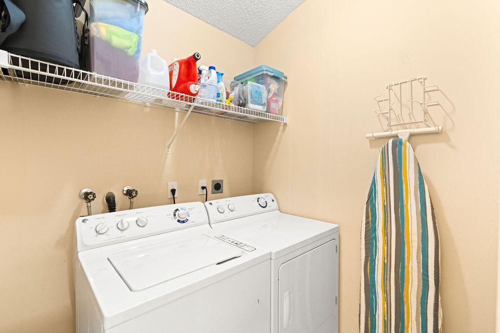 447 Woodview Circle, Palm Beach Gardens, FL 33418 Photo